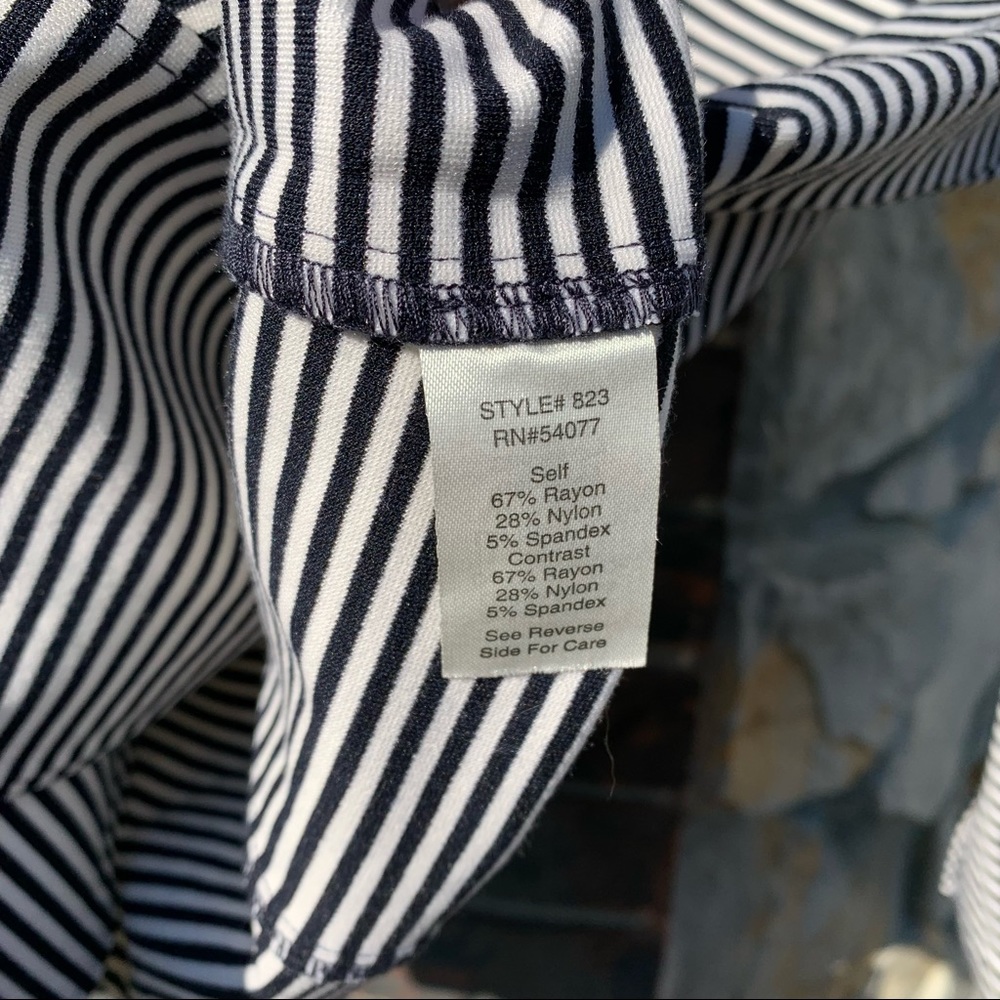 Like New Cabi Nautical White & Navy/Black Striped Ponte Knit Jacket Blazer - Picture 7 of 7